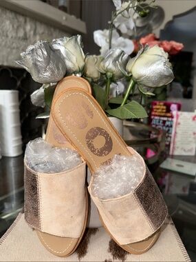Sorel Ella Block Slide Metallic Suede Sandals